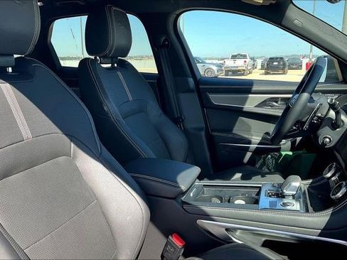 New 2025 Jaguar F-PACE R-Dynamic S image 12