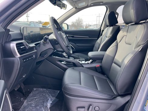 New 2025 Kia Telluride S image 9