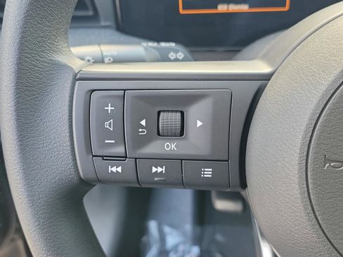 New 2026 Nissan Kicks SV w/ SV Premium Package image 24