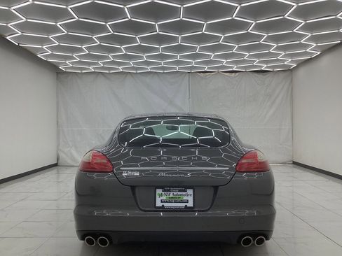Used 2013 Porsche Panamera S image 9
