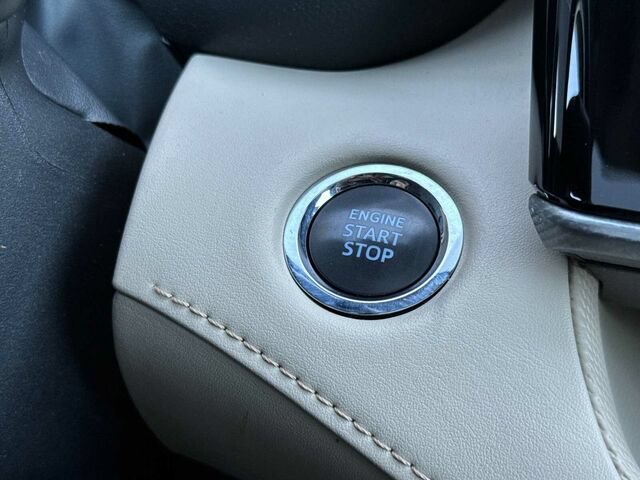 Used 2022 Toyota Highlander Platinum AWD/4WD image 27