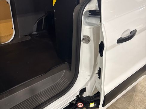 Used 2022 Ford Transit Connect XL FWD image 53