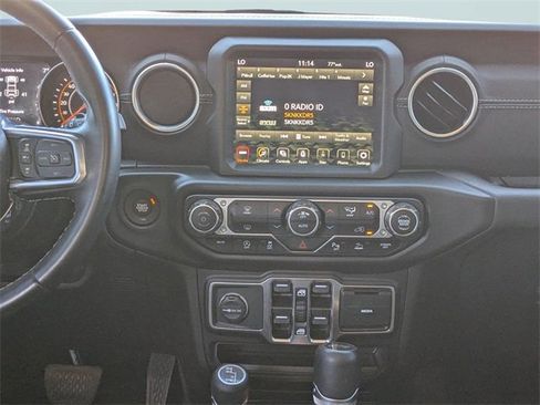 Used 2021 Jeep Wrangler Unlimited Sahara image 22