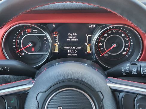 Used 2022 Jeep Wrangler Rubicon w/ Cold Weather Group AWD/4WD image 15