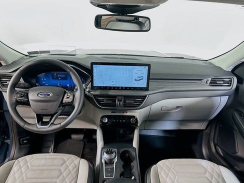 Used 2023 Ford Escape Platinum w/ Premium Technology Package FWD image 20
