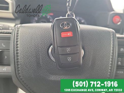 Certified 2024 Toyota Tacoma TRD Off-Road image 28