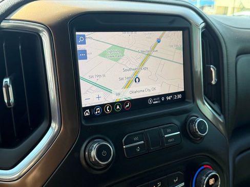 Used 2021 Chevrolet Silverado 1500 High Country w/ Technology Package image 36