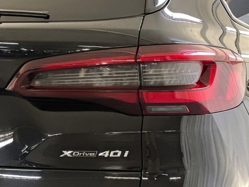 Certified 2022 BMW X5 xDrive40i w/ M Sport Package image 12