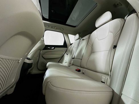 New 2026 Volvo XC60 B5 Ultra w/ Climate Package PRO image 23