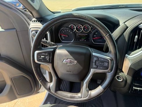 Used 2022 Chevrolet Silverado 1500 RST AWD/4WD image 19