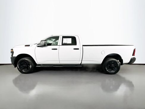 Used 2025 RAM 3500 Tradesman AWD/4WD image 4