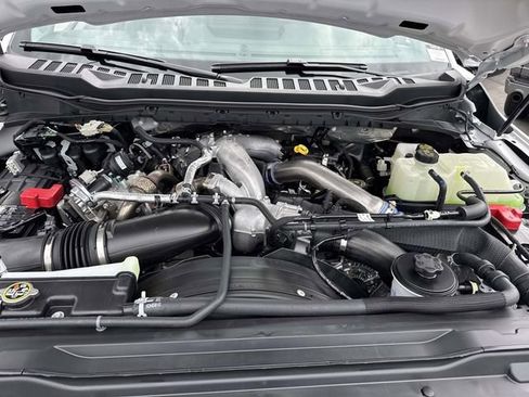 New 2026 Ford F450 4x4 Crew Cab Super Duty image 11