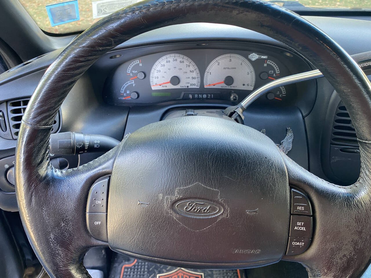 Used 2000 Ford F150 Harley-Davidson RWD image 11