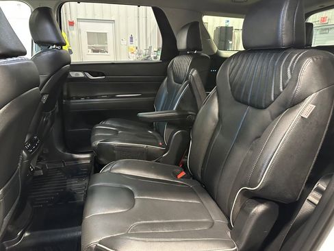 Used 2023 Hyundai Palisade Limited image 28