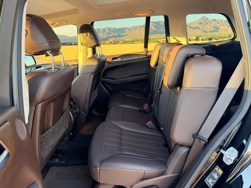 Used 2017 Mercedes-Benz GLS 450 4MATIC image 12