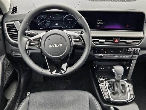 New 2026 Kia Seltos EX w/ EX Sunroof Package image 20
