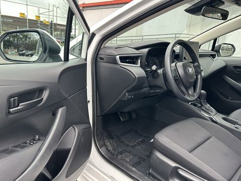 Certified 2024 Toyota Corolla LE image 9