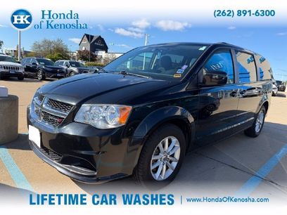 Used 2016 Dodge Grand Caravan SXT w/ Rear Park Assist Package