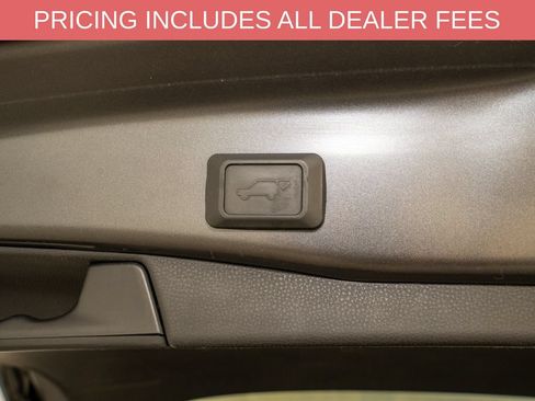 Used 2024 Toyota RAV4 XLE Premium AWD/4WD image 6