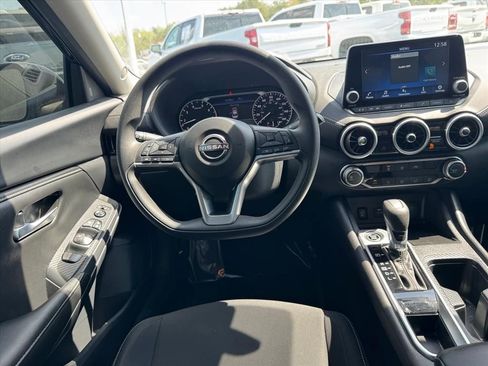 Used 2025 Nissan Sentra SV image 12