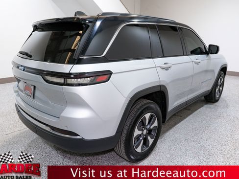 Used 2023 Jeep Grand Cherokee 4WD 4xe image 5