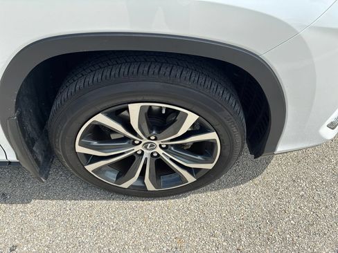 Certified 2022 Lexus RX 350 FWD w/ Premium Package image 10