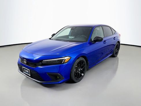 Used 2024 Honda Civic Sport image 3