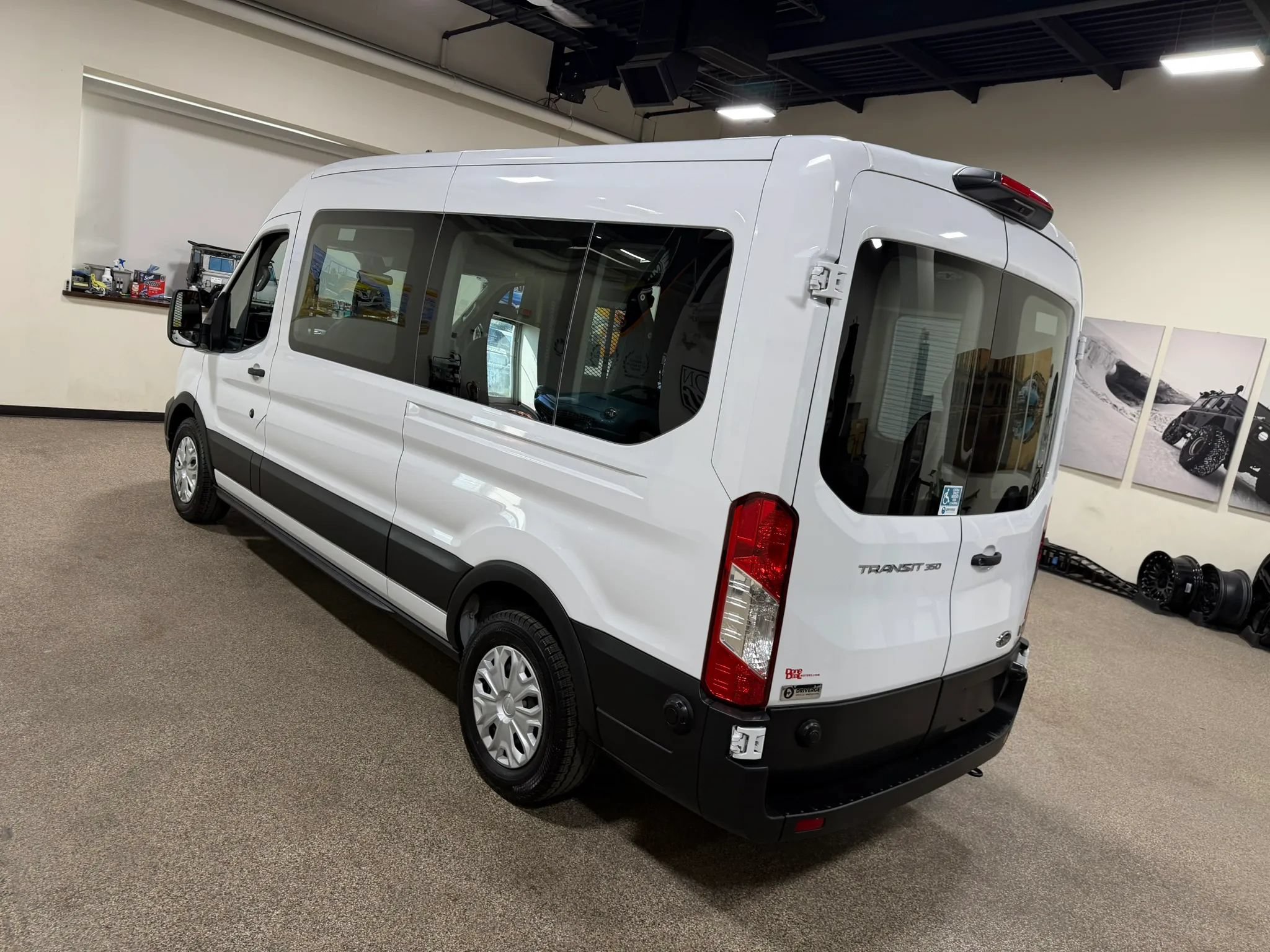 Used 2023 Ford Transit 350 XL RWD image 20