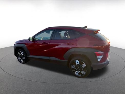 Used 2025 Hyundai Kona SEL image 8