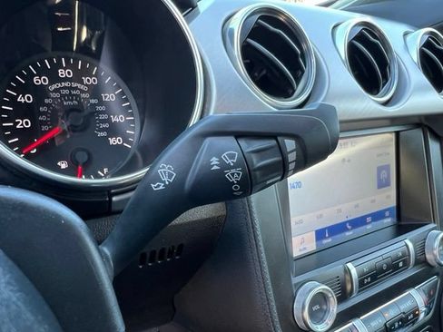 Used 2022 Ford Mustang Premium RWD image 19