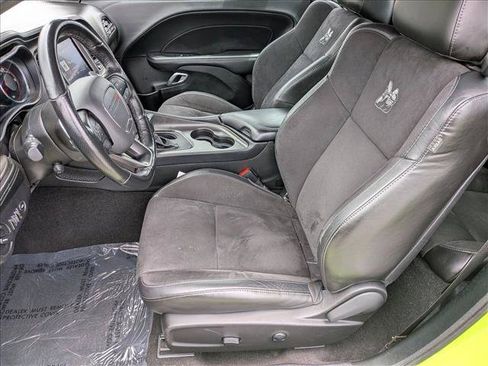 Used 2023 Dodge Challenger R/T Scat Pack RWD image 17