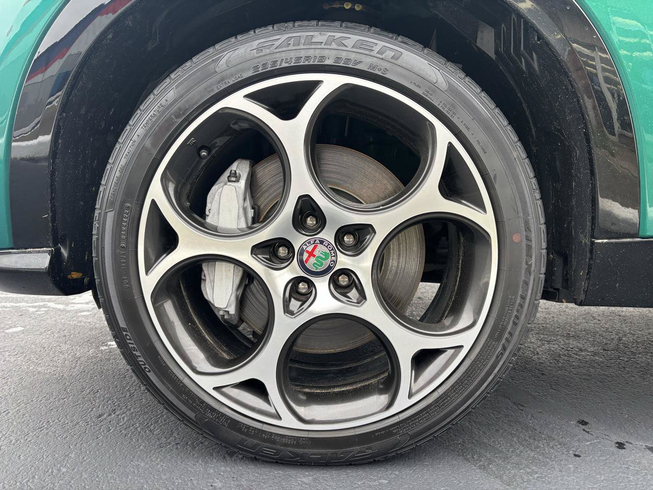 Used 2024 Alfa Romeo Tonale Ti AWD/4WD image 35