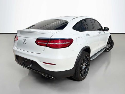 Used 2018 Mercedes-Benz GLC 300 4MATIC Coupe image 3