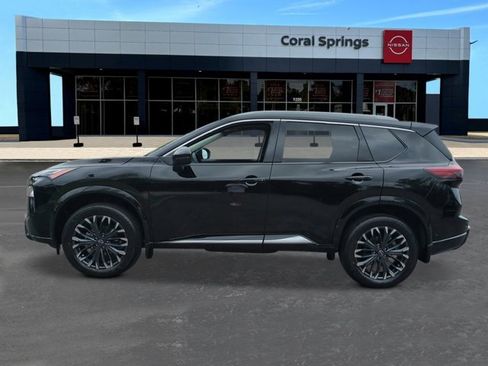 New 2026 Nissan Rogue Platinum w/ Platinum Premium Package image 2