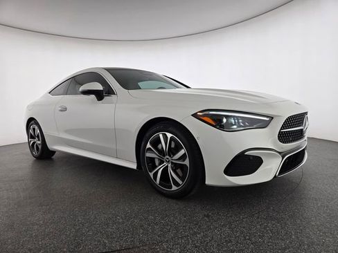 Used 2024 Mercedes-Benz CLE 300 4MATIC Coupe image 14