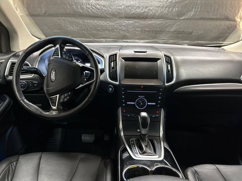 Used 2015 Ford Edge Titanium AWD/4WD image 10