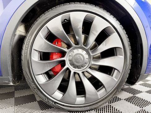 Used 2022 Tesla Model Y Performance AWD/4WD image 24