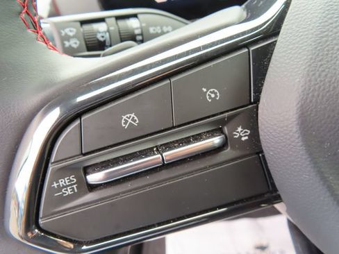 Used 2025 Chevrolet Blazer EV RS AWD/4WD image 19