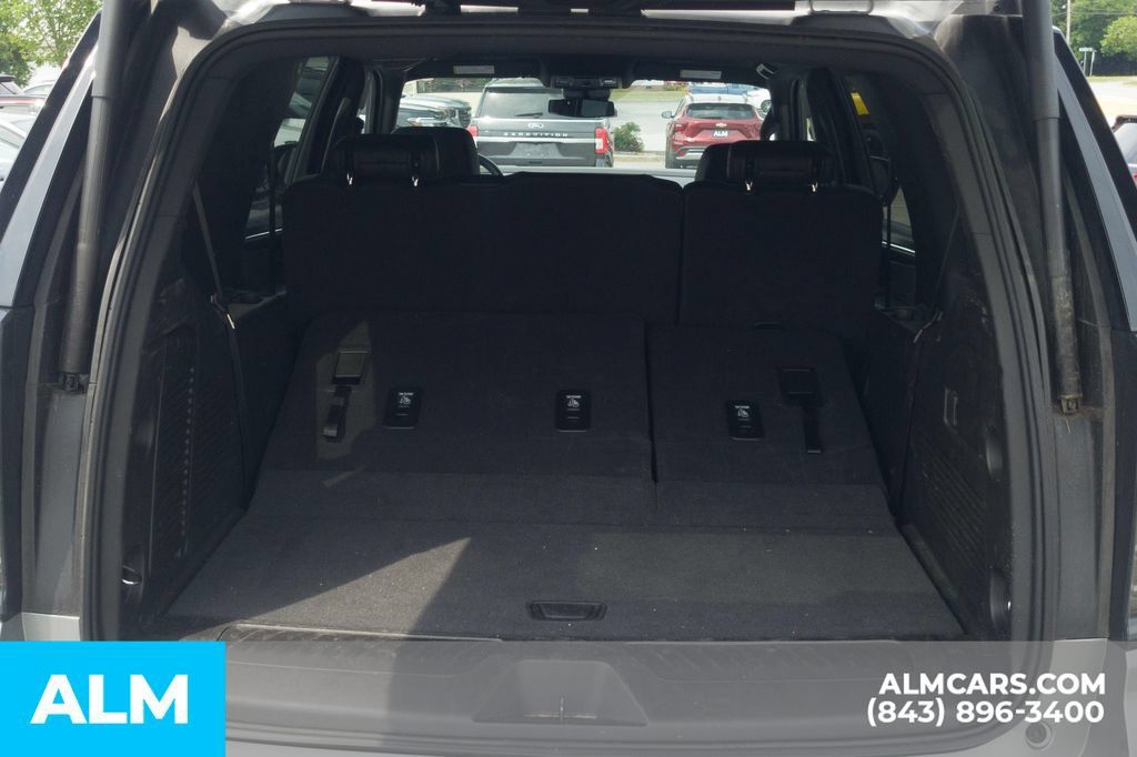 Used 2025 Chevrolet Tahoe LT AWD/4WD image 8