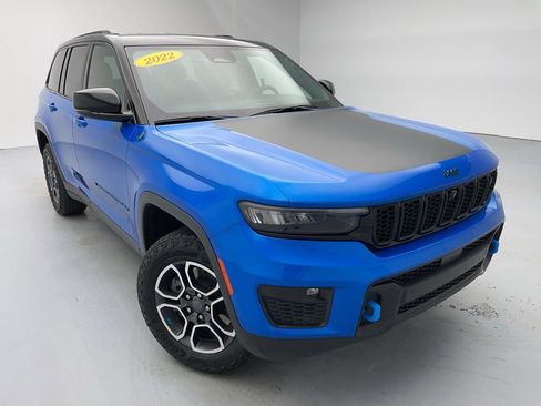 Used 2022 Jeep Grand Cherokee Trailhawk w/ Advanced Protech Group II image 4