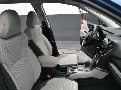 Used 2020 Subaru Forester Premium image 9