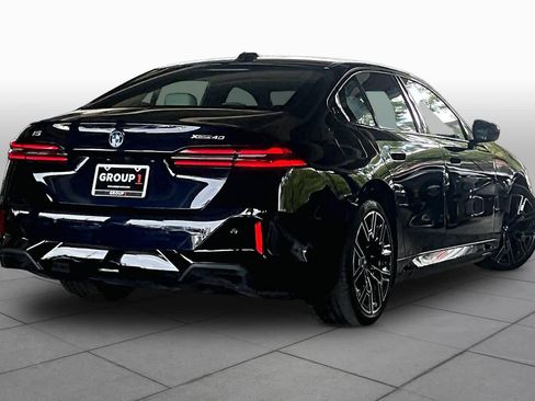 Certified 2026 BMW i5 eDrive40 w/ M Sport Package AWD/4WD image 11