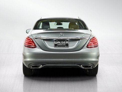 Used 2016 Mercedes-Benz C 300 4MATIC Sedan image 4