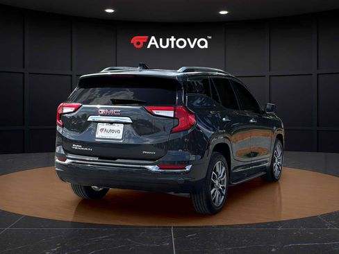 Used 2022 GMC Terrain Denali w/ LPO, Floor Liner Package AWD/4WD image 5