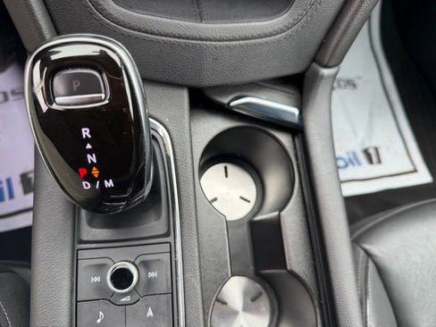 Used 2021 Cadillac XT6 Premium Luxury image 29