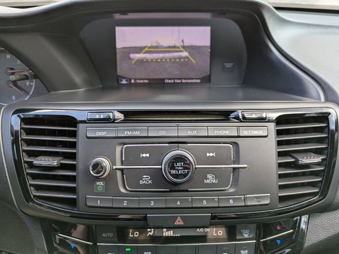 Used 2017 Honda Accord Sport Special Edition image 4