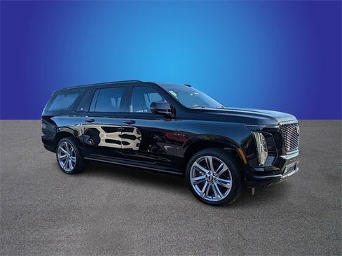 New 2025 Cadillac Escalade ESV Sport w/ Touring Package image 7