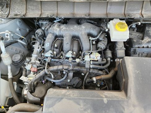 Used 2025 Nissan Pathfinder Platinum AWD/4WD image 35
