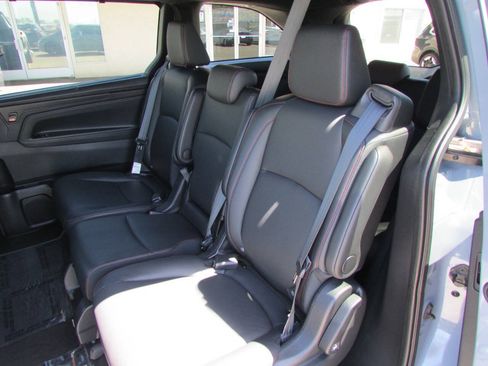 Used 2024 Honda Odyssey Sport image 31