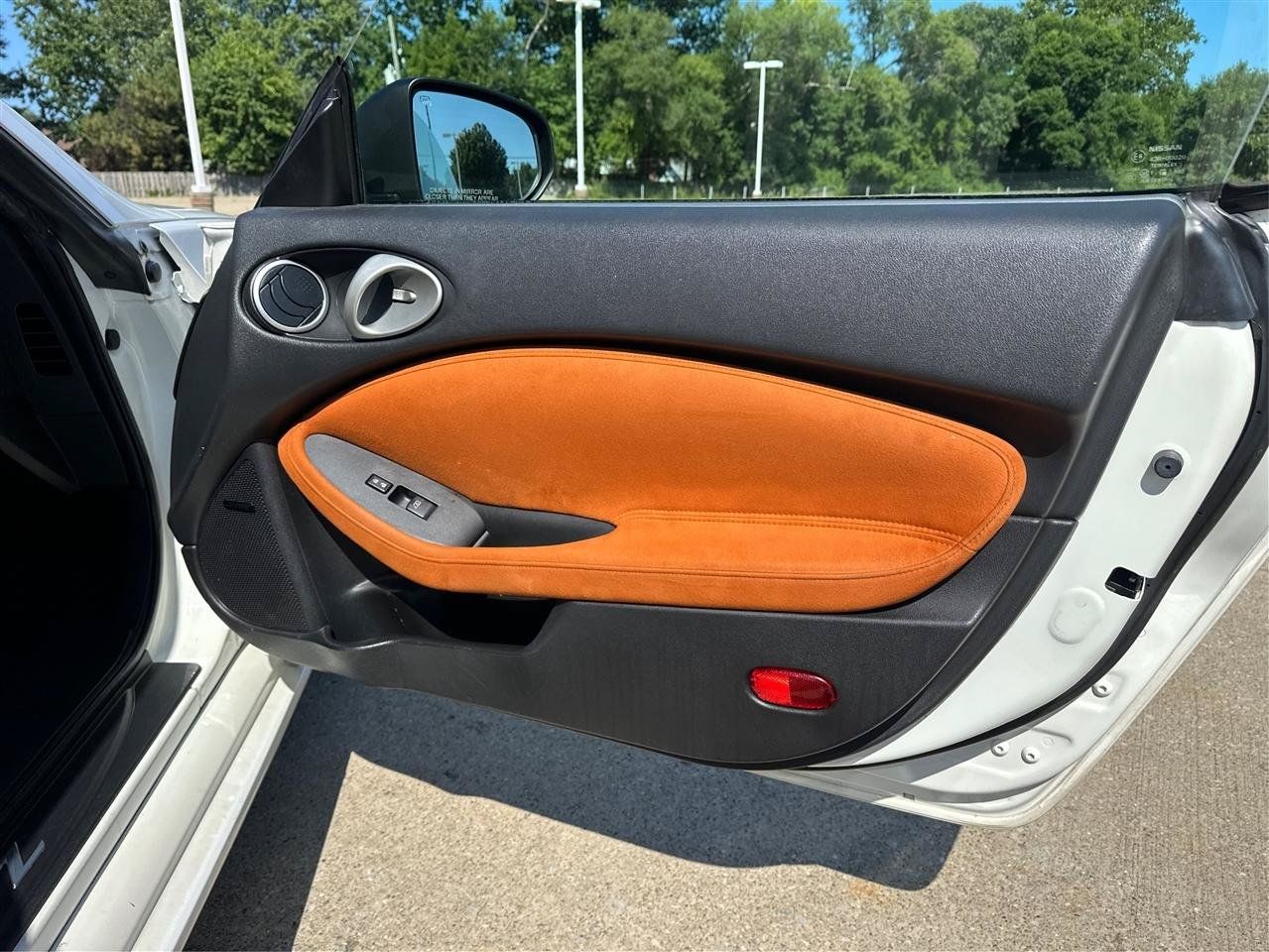 Used 2014 Nissan 370Z Touring w/ Sport Package RWD image 19